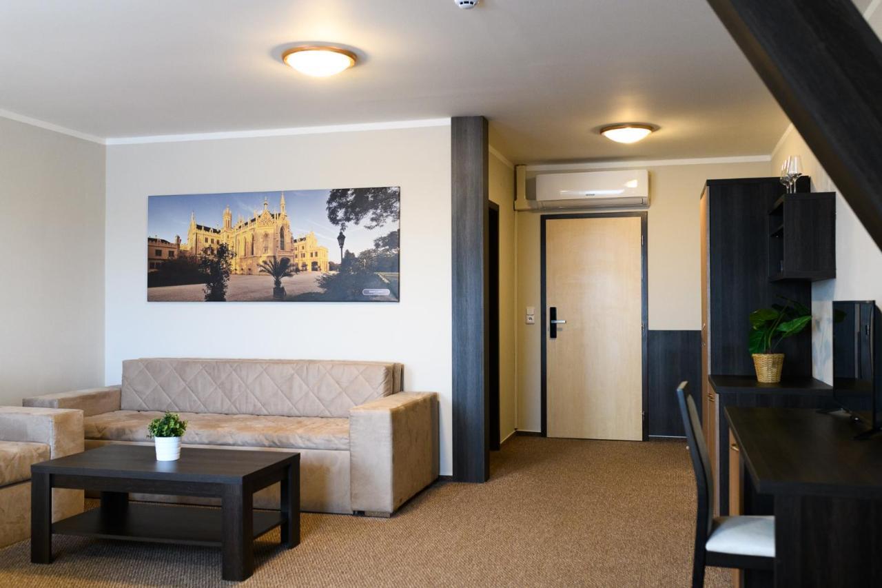 Vinarstvi U Kaplicky Hotel Zaječí Kültér fotó
